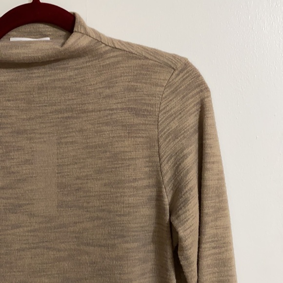 Gilli taupe/tan turtleneck - Picture 1 of 6